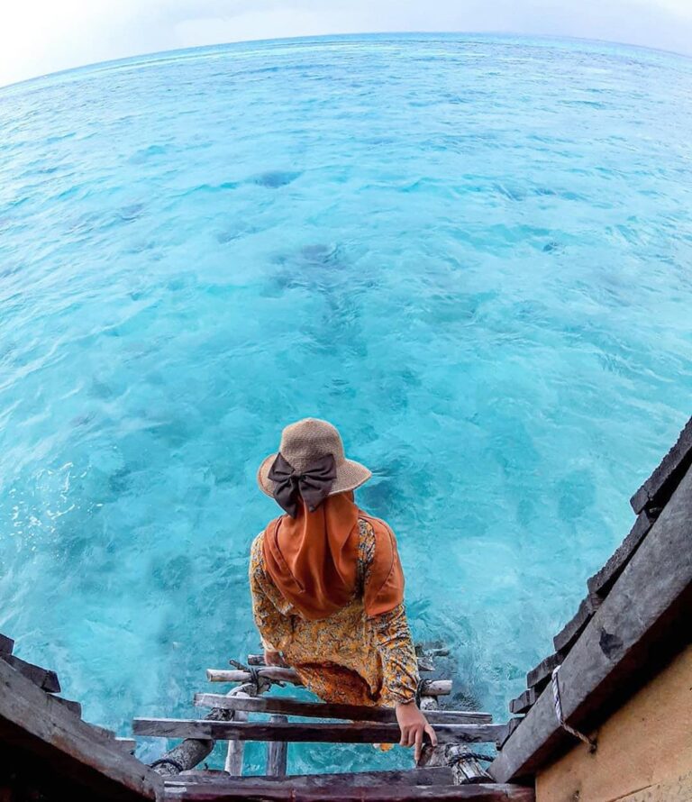 Location : Pulau Gusung Perlang, Kabupaten Bangka Tengah, Bangka Island, Indones...