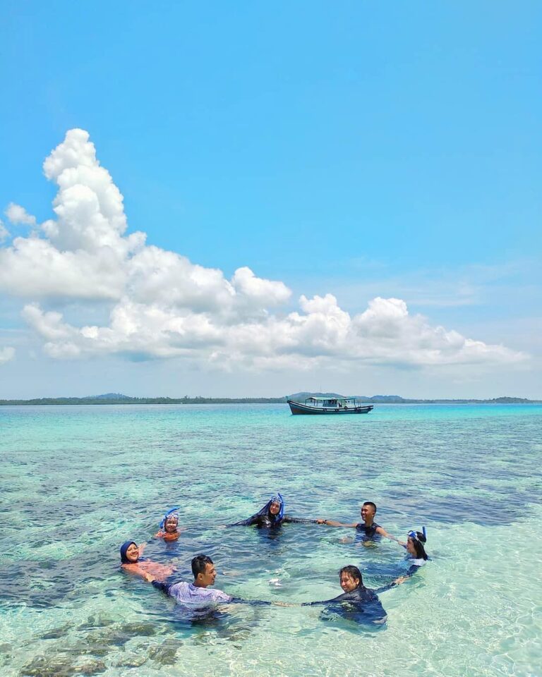 Location : Pulau Karang Pasir, Kabupaten Bangka Selatan, Bangka Island, Kepulaua...