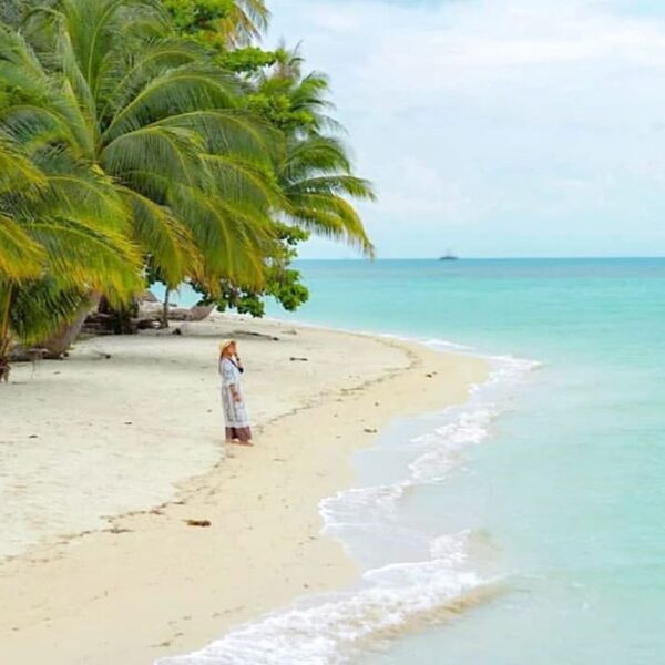 Location : Pulau Ketawai, Kabupaten Bangka Tengah, Bangka Island, Indonesia.

Ph...