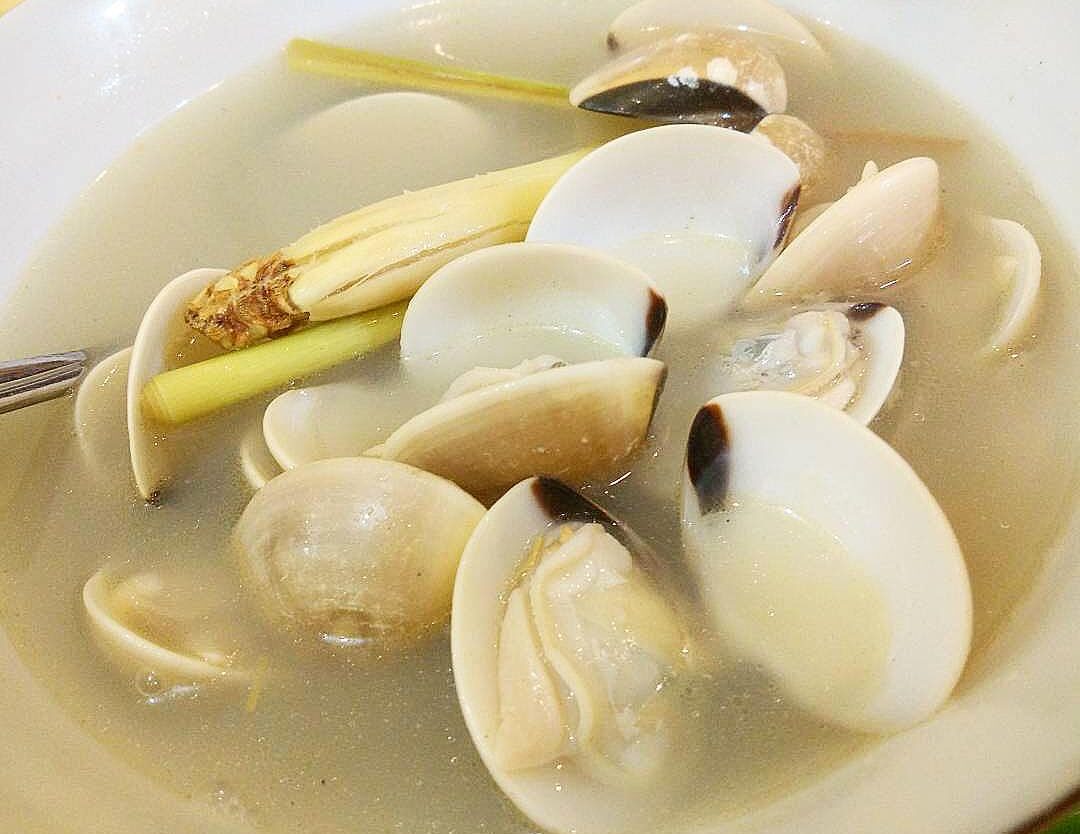 Satu dari banyak kuliner seafood di Bangka yang wajib dicoba, kerang lokan! Apa ...