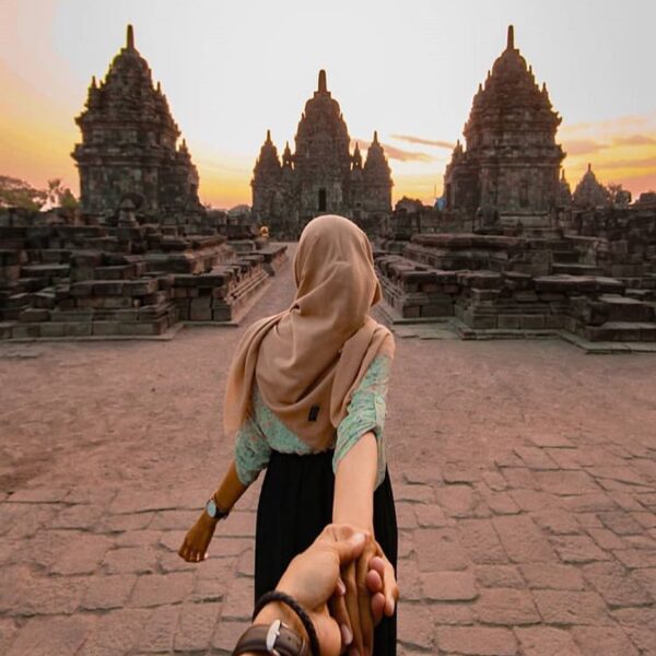 Ada yang bisa kalian ajak ga kalo mau foto gini?  #explorejogja photo today by  ...