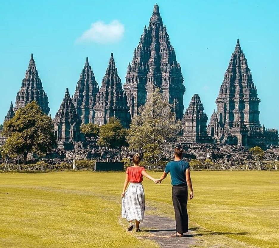 Besok abis idul adha ke sini yuk 
#explorejogja photo today by  taken at Candi P...