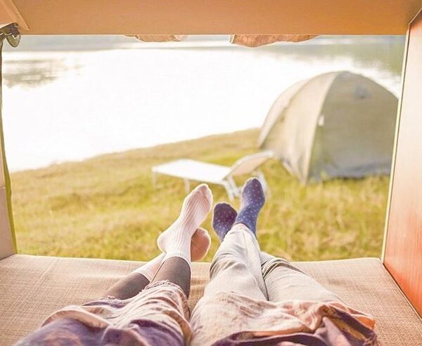 Hi, kapan terakhir kali kamu camping? Jangan diam di rumah atau di kos terus! 

...
