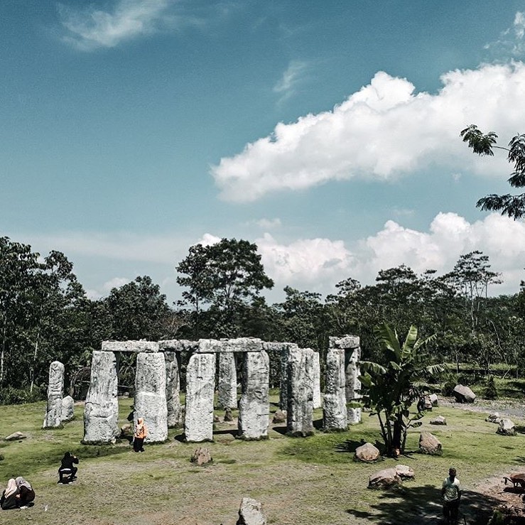 Sampai semuanya sudah membaik nanti kita jalan-jalan lagi ya.

#explorejogja pho...