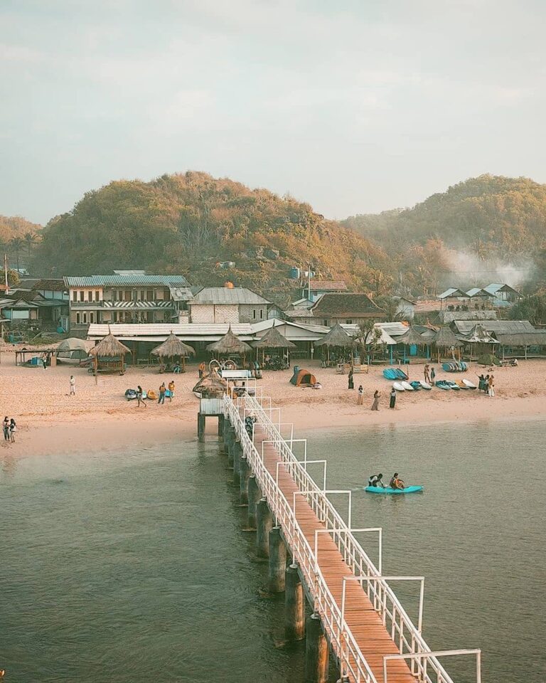 Serius pantai Drini sudah secakep ini sekarang?

Kemana aja sih Min 

#explorejo...