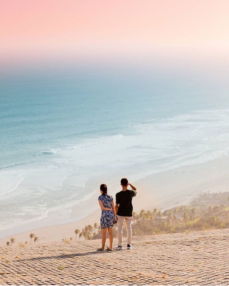 Siang aja cakep, apalagi sore.  #explorejogja photo today by  taken at Bukit Par...