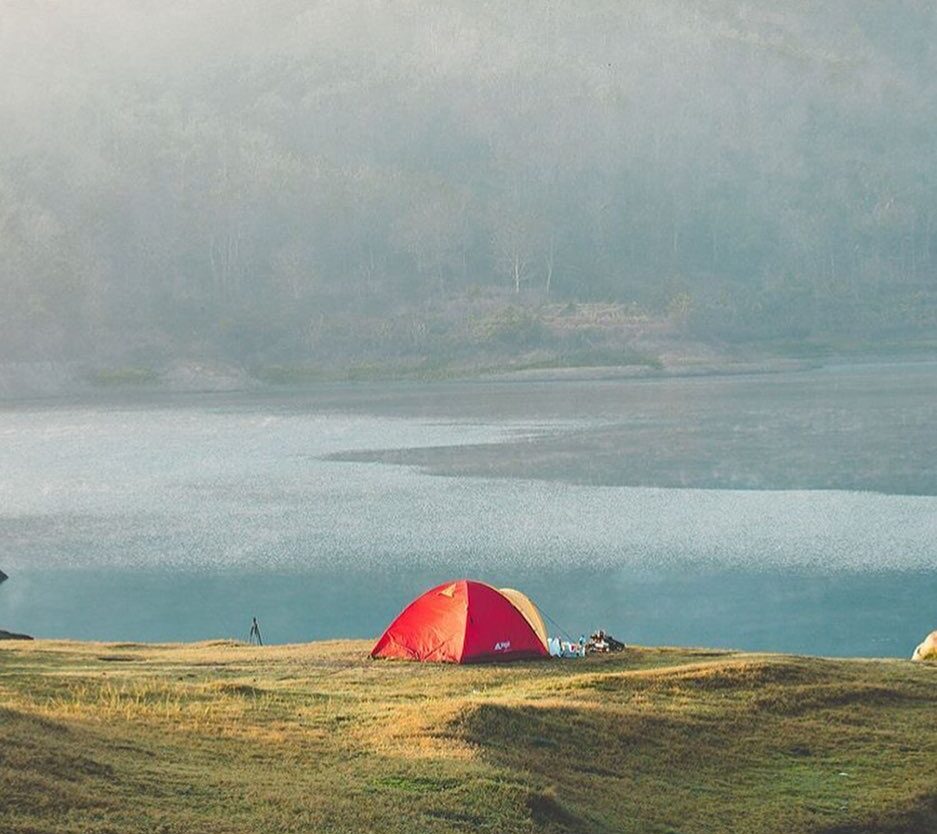 Yang malam minggunya camping mana suaranya?

#explorejogja photo today by  taken...