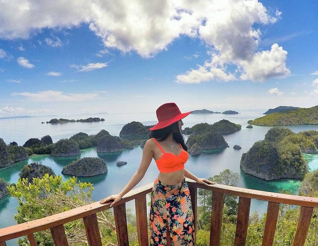 ExplorePapua Photo toda by  Taken At Raja Ampat...