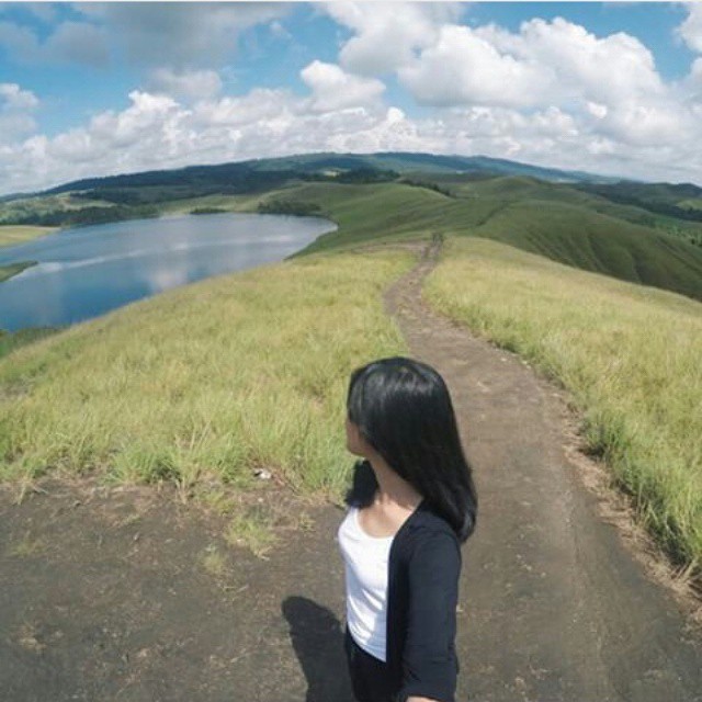 #explorepapua photo of the day belongs to  taken at Sentani lake,  Jayapura...