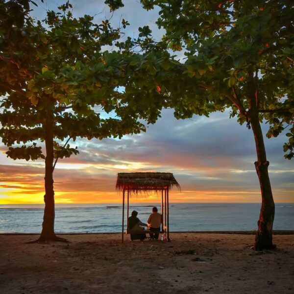 Golden hour at Ujung Genteng beach nicely captured by  #exploresukabumi...