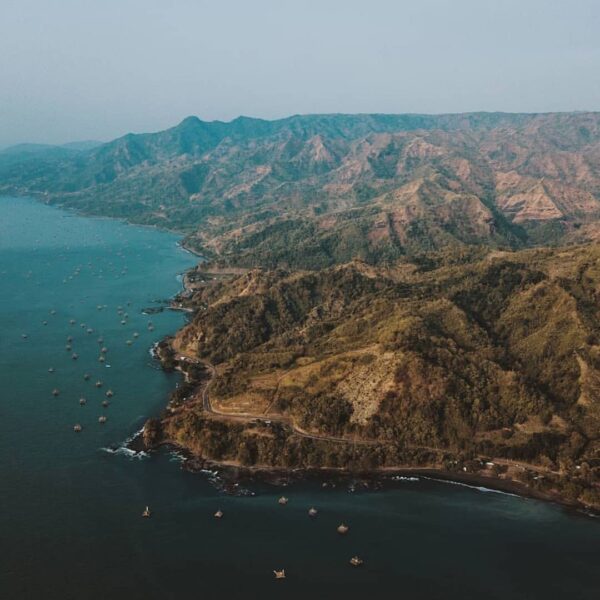 Have you ever visited Ciletuh Geopark? If you haven’t and kinda need a little ad...