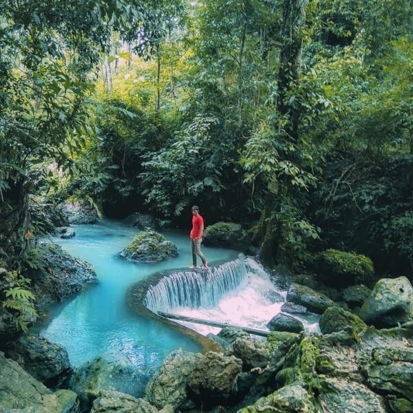 Hey! Can you guess where is the place? Let us know your answer and tag your frie...