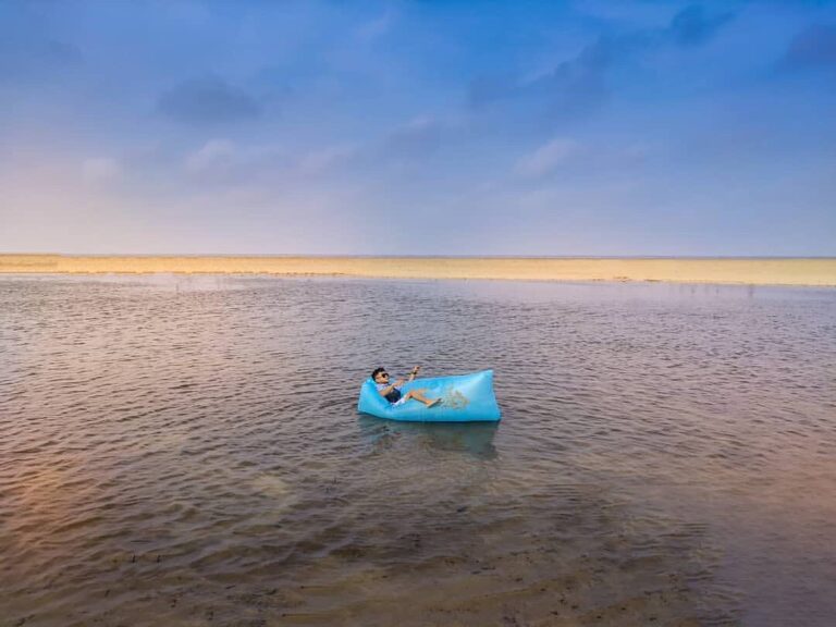 Holiday vibes by  Who’s spending the holiday on the beach? Tell us where you go!...