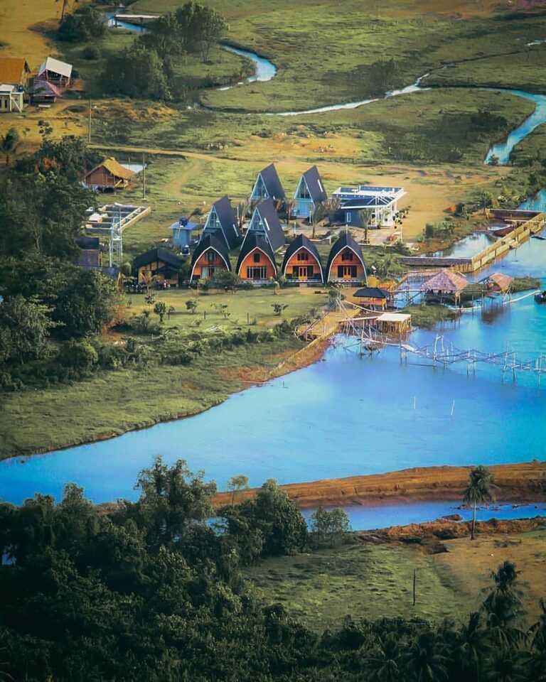 Looks like a painting isn’t it? For those who are planning to visit Ciletuh, we ...