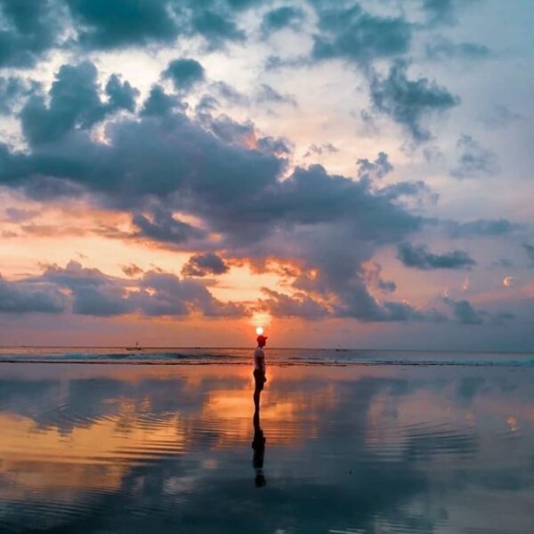 No one can't resist the beauty of sunset. Agree?
-
Photo by  taken at Pantai Uju...