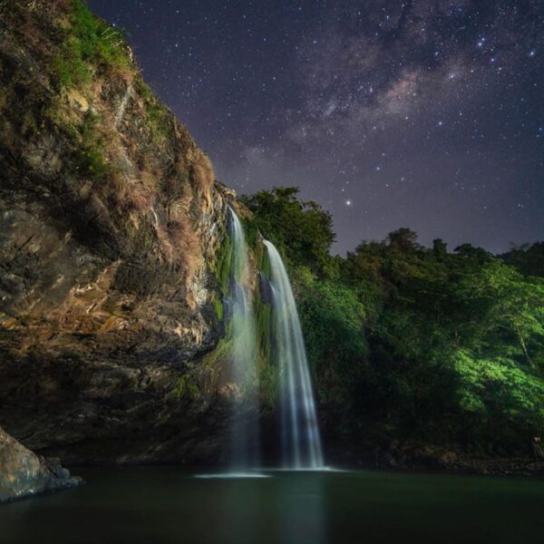 What a beautiful scenery! 
Have you been here before?
Photo by  taken at Curug S...