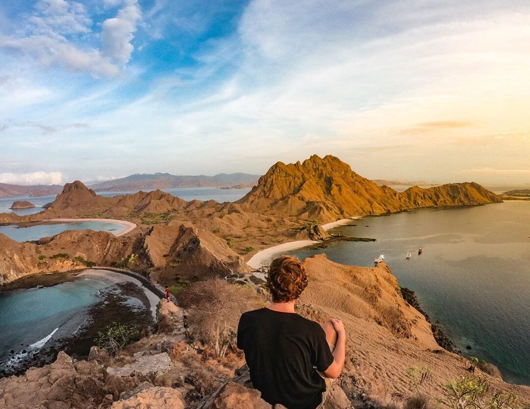 Kamu suka fotografi dan aktif bermain media sosial? Yuk, ikut Indonesia Sustaina...