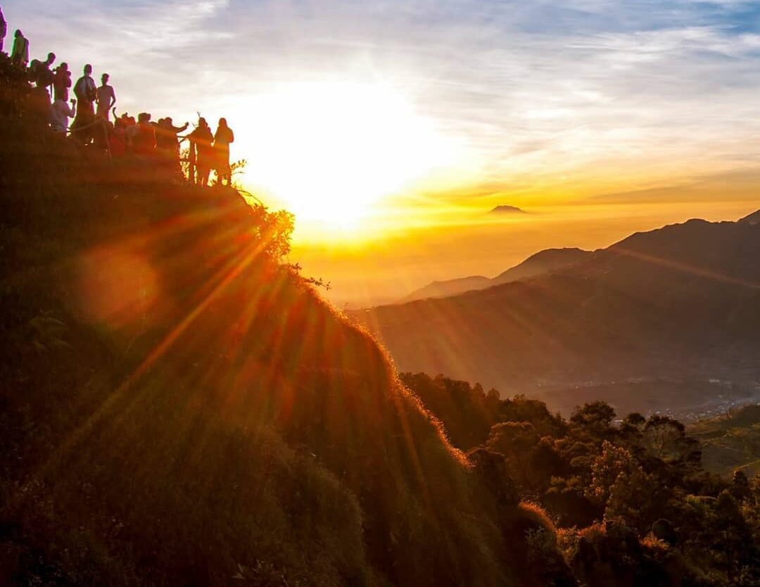 Keindahan alam Bukit Sikunir, Wonosobo, Jawa Tengah, tidak perlu diragukan lagi....