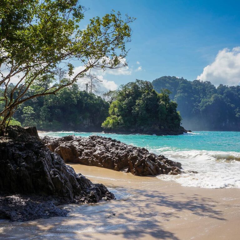 Kota Banyuwangi dengan julukan The Sunrise of Java-nya terkenal memiliki deretan...