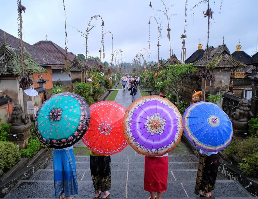 Sudah pernah berkunjung ke desa tercantik di Pulau Bali? Desa Panglipuran namany...