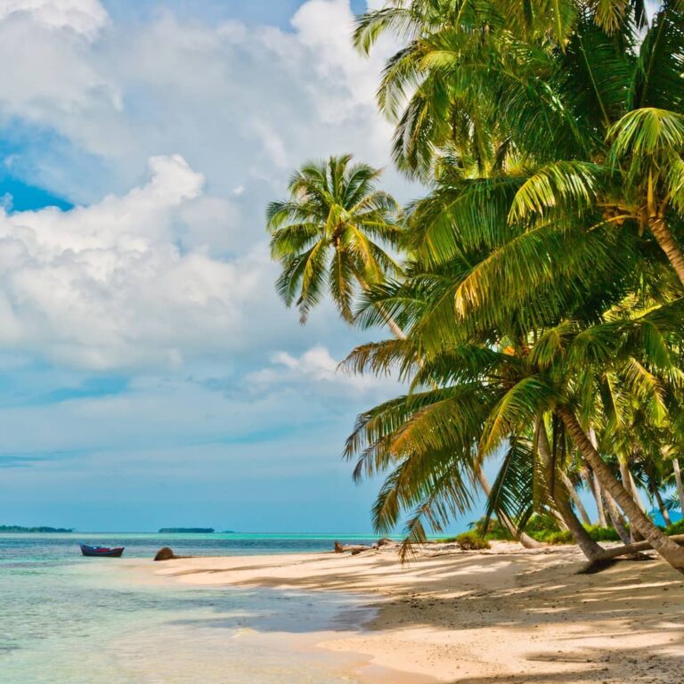 Weekend kemarin, kalian liburan kemana Sobat?
. 
Sudah tahu pentingnya liburan u...
