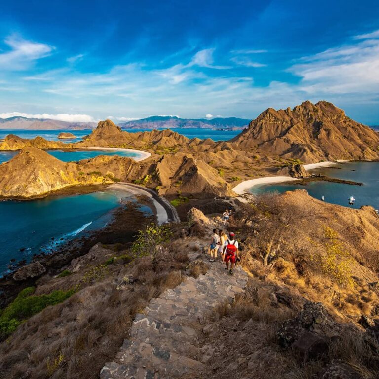 Yuk, masih ada waktu buat daftarin foto-foto liburan kamu sampai 28 Juli!
. 
Iku...