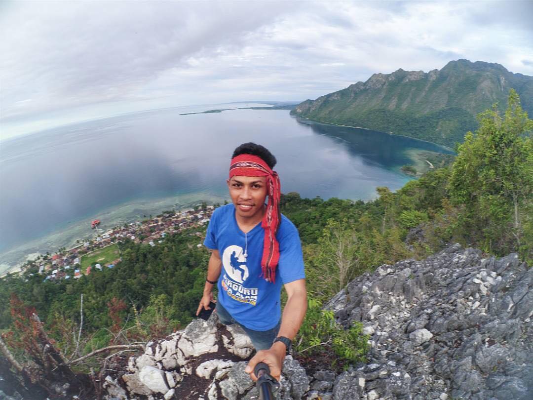 #exploreambon photo today by  taken at Puncak Roulesin, Seram Utara, Maluku Teng...