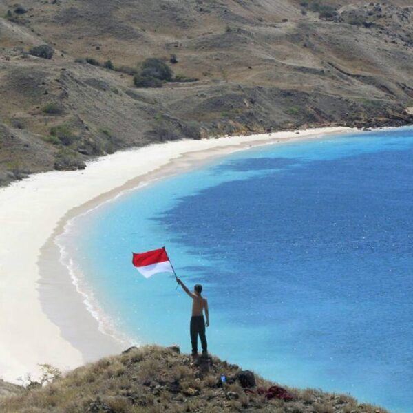 #explorebima Photo today by  taken at Oi Pa'i Beach Lambu...