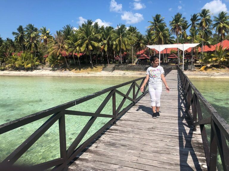 #explorebaubau Awesome photo by  taken at Pantai Lakeba Baubau....