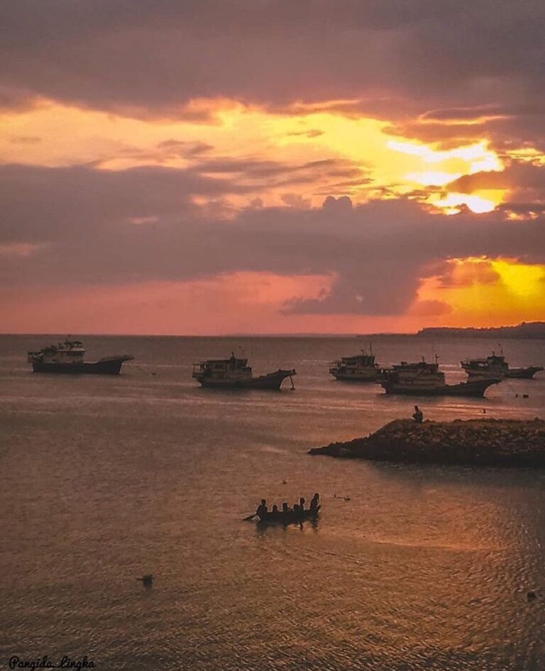 #explorebaubau Photo today by  taken at Bone Bone kota Baubau....