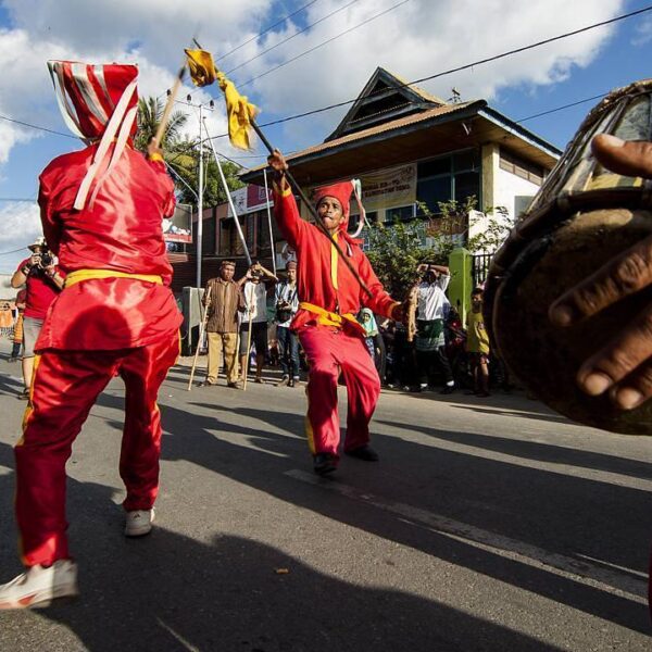#explorebima_culture Photo today by  
Tarian Perang SOKA (mpa'a soka)

Tarian tr...