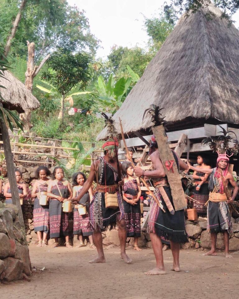 #explorealor Photo today by  Taken around at Takpala, Alor, Nusa Tenggara Timur
...