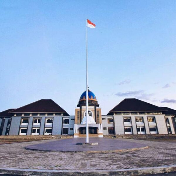 #explorebima Photo today by  taken at Regent Building...