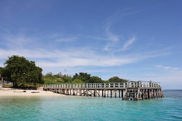 #exploreambon photo today by  taken at Pulau Marsegu, Kab.SBB, Maluku.
#explorei...