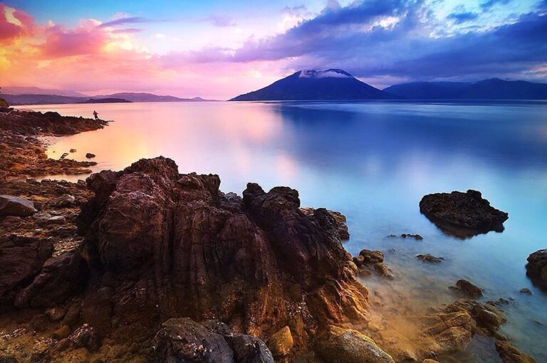 #explorealor Photo today by  Taken around at Pantai Sabanjar, Alor, Nusa Tenggar...