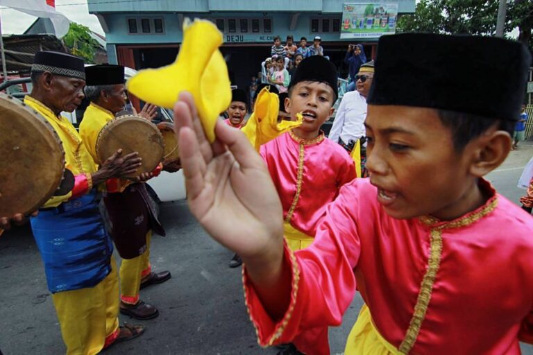 #explorebima_culture Photo today by 

Hadrah

Merupakan tari tradisional Bima ya...