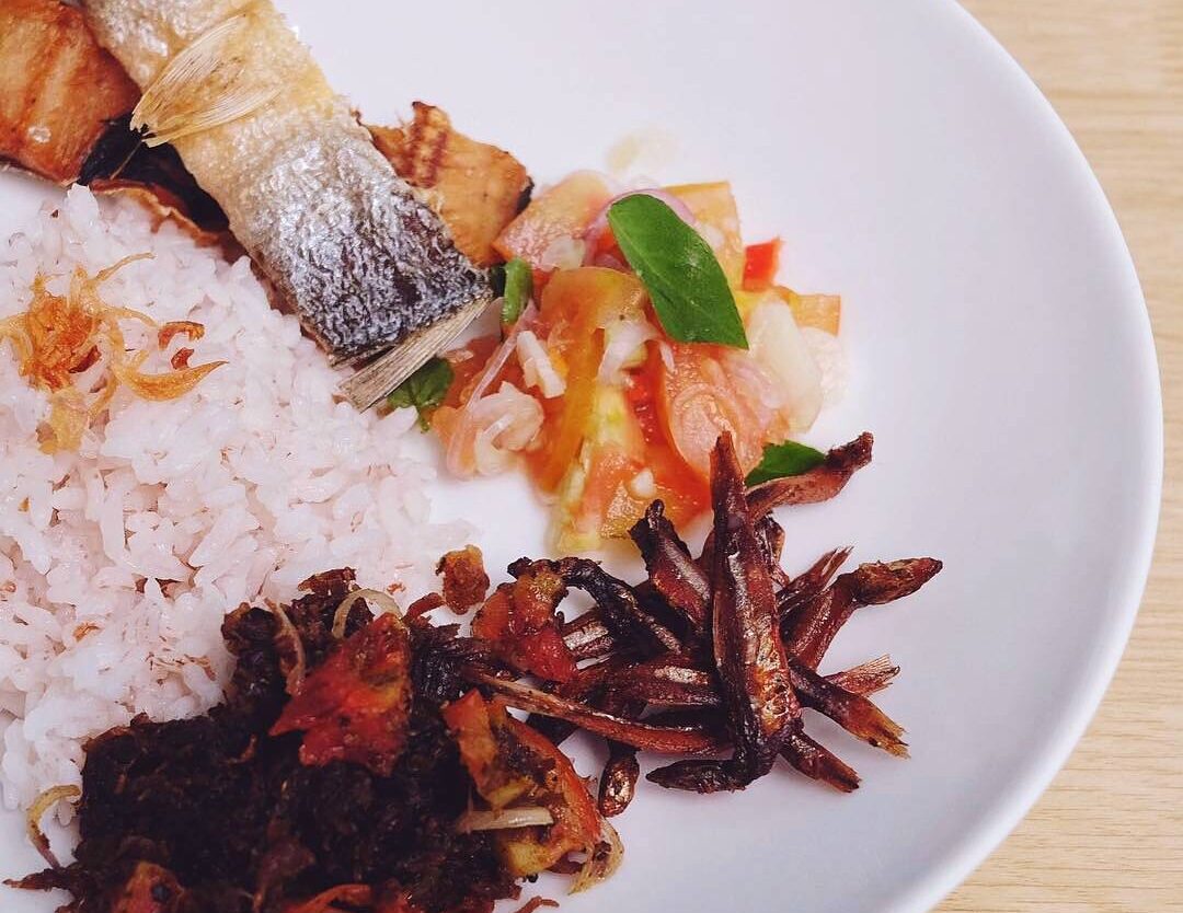 #explorebima_culinary Photo today by  
Uta Maju ( Dendeng Menjangan ) , Uta Kare...