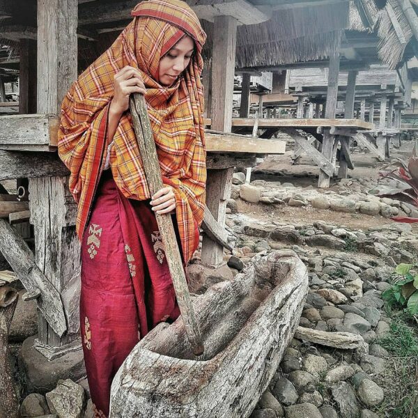 #explorebima_culture  Photo today by  taken at Uma Lengge Wawo

Mbaju Fare

Adal...