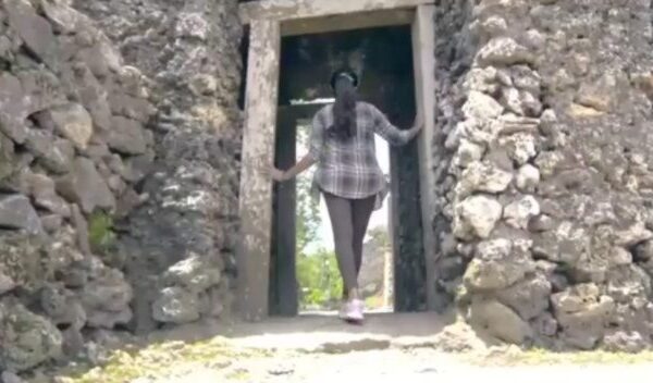 #explorebaubau "Kuliner Indonesia"
(Kambaka) cast 

Kota Baubau tidak hanya di k...