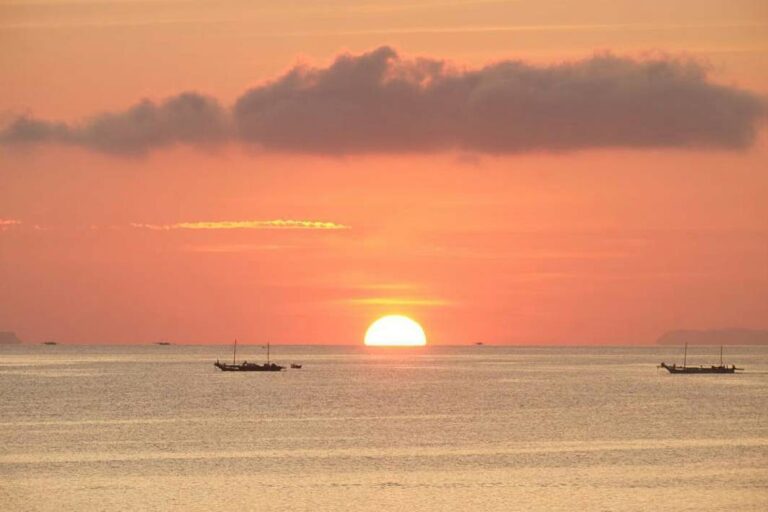 #explorebima Photo today by  taken at Around Sape

#exploreindonesia...