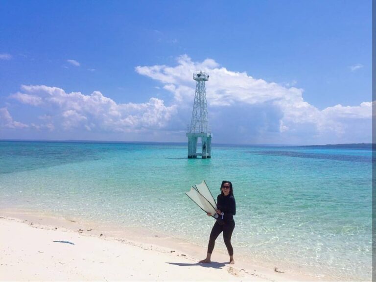 #explorebaubau Photo today by  taken at Pantai Kadatua Sulawesi Tenggara....