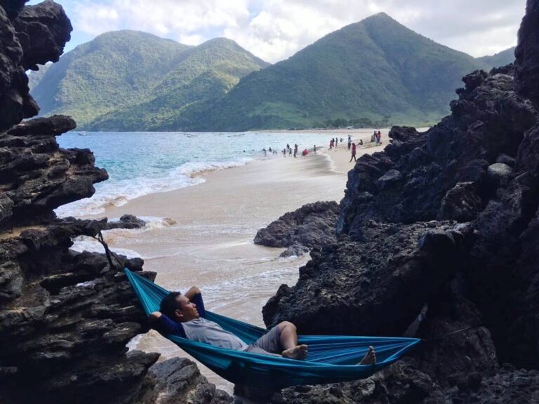 #explorebima Photo today by  taken at Rontu Beach Monta

#exploreindonesia...