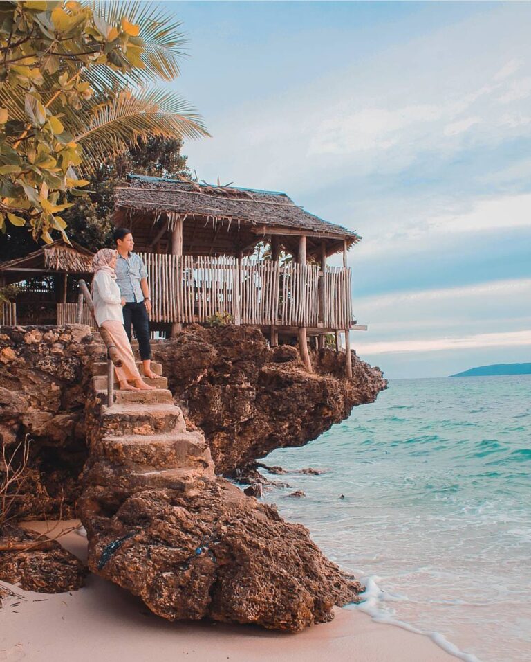 #explorebaubau Photo today by  taken at Pantai Nirwana Baubau....