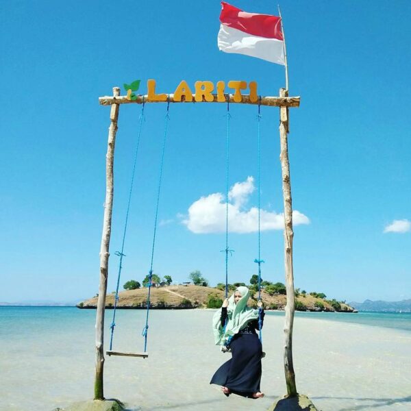 #explorebima Photo today by  taken at Lariti Beach

#exploreindonesia...