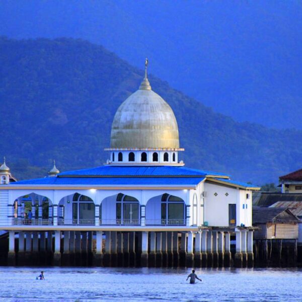 #explorebima Photo today by  taken at Bahrul Khairat Mosque Sape
#exploreindones...