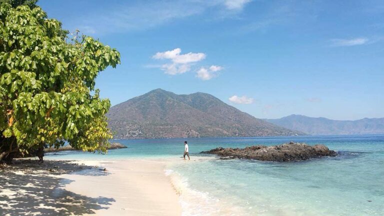 #explorealor Photo today by  Taken arround at Pulau Kepa, Alor, Nusa Tenggara Ti...