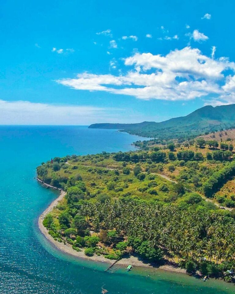 #explorebima Photo today by  taken at Kolo Beach

#exploreindonesia...