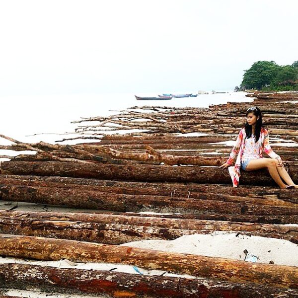 #explorebangka by  taken at Pantai Rebo, Kabupaten Bangka.
#travelingindonesia #...