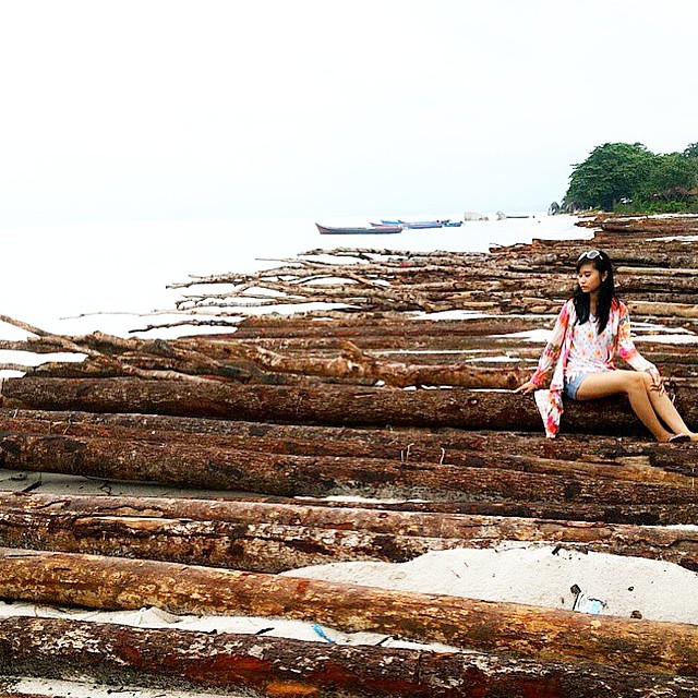 #explorebangka by  taken at Pantai Rebo, Kabupaten Bangka.
#travelingindonesia #...