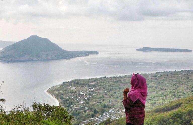 #explorealor Photo today by  Taken arround at Hulnani, Alor, Nusa Tenggara Timur...